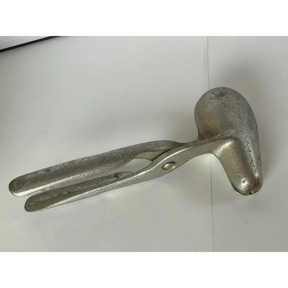 Vintage Alum Mock Chicken Leg Mold Press Kitchen Tool Gadget City BK2 Griffith